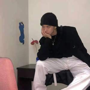 日本淫荡男女站立
